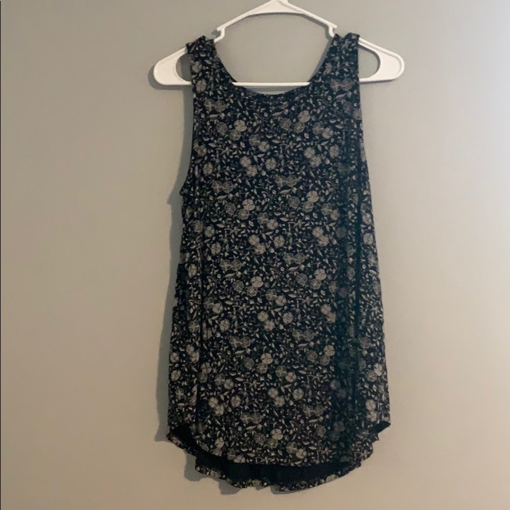 Old Navy Cotton Floral Tank, size M, Never worn